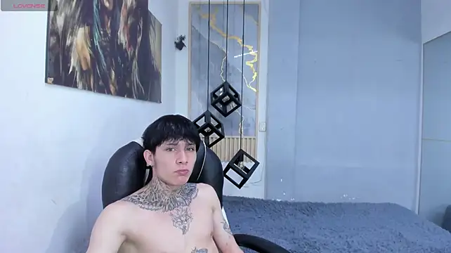 Онлайн чат XXX Cry_thereal