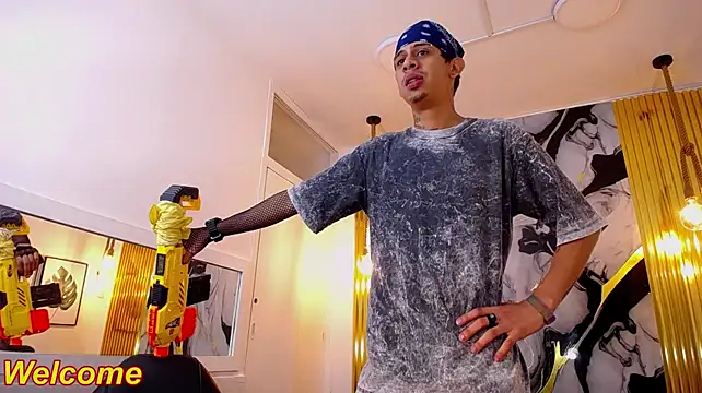 Chat +18 de skyline_ryan ao vivo