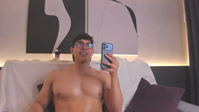 GrayAndrews Live XXX-Chat