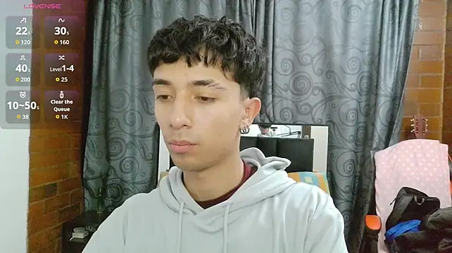 Mr__Aaronn Live XXX-Chat