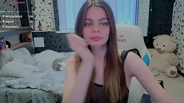 xAlisontiny Chat XXX live