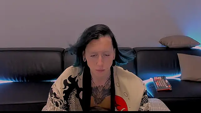 Chat +18 de ivo_blake ao vivo