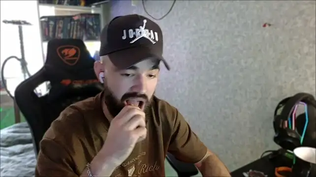 _Serious_Man Live XXX Chat