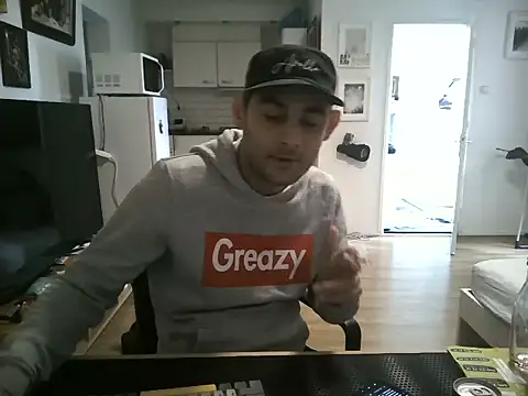 XXX chat uživo modela mihaimichael