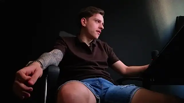 FelixStarkk Live XXX-chat