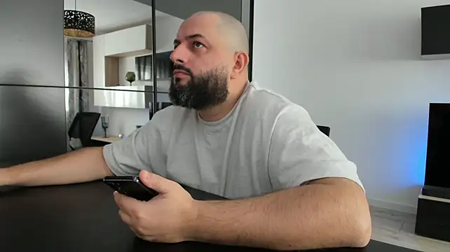 XXX chat uživo modela DravenPeak