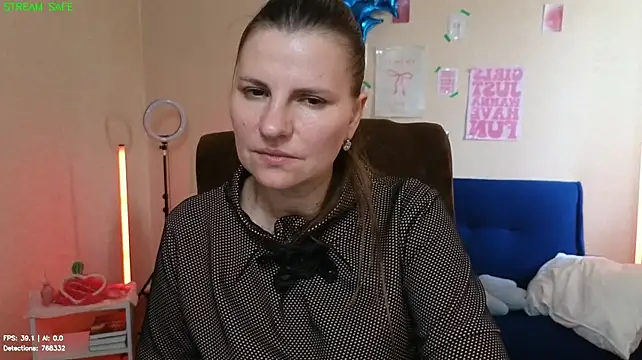 Mirabelle_Velvet's Live XXX Chat