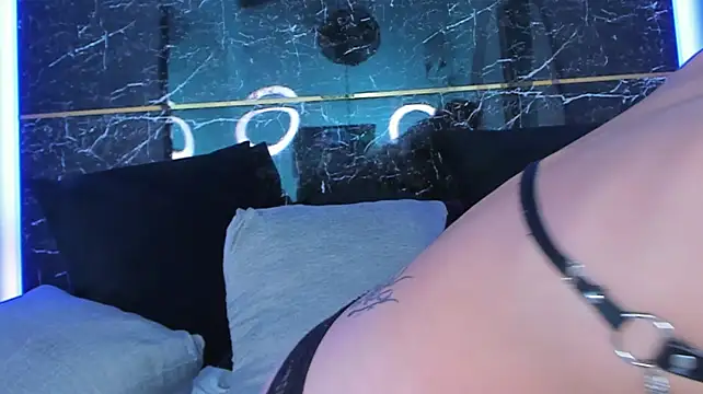 gothseraphine's Live XXX Chat