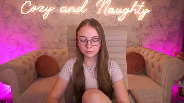 ArrinaWairr Live XXX-Chat