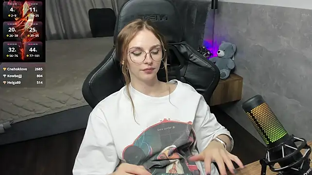 2_Moody live XXX chat