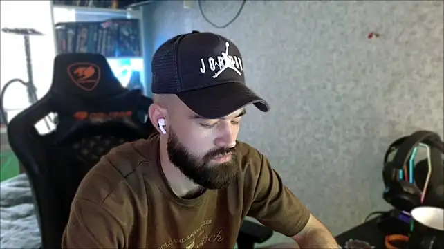 XXX chat uživo modela _Serious_Man