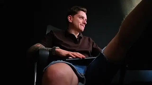 FelixStarkk's Live XXX Chat