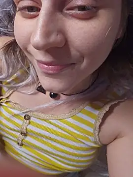 Chatroom XXX en direct de ScarletsWeb