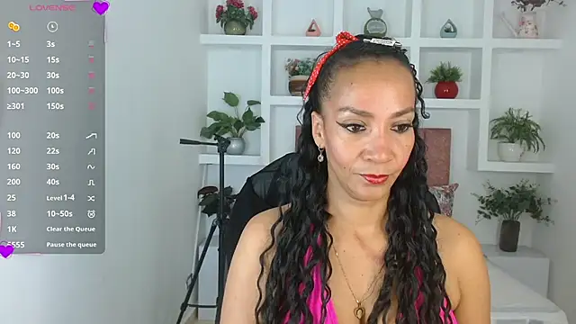دردشة Manuela_giraldo_ الجنسية المباشرة