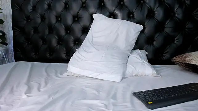 MattDevon Live XXX Chat