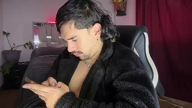 XXX chat uživo modela playfulboys_