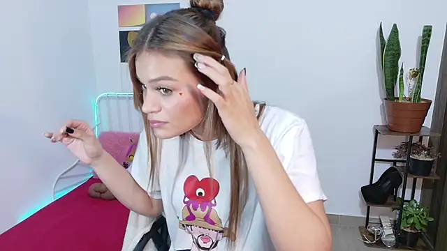 Živý XXX chat Emerald_Sparkles_