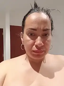 צ'אט XXX בשידור חי של Venuss19