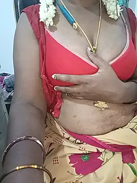 Tamil-hotwife 即時 XXX 聊天