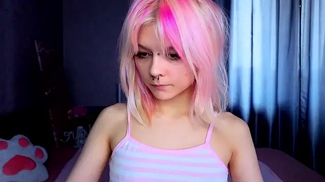 PerryKittyのライブXXXチャット