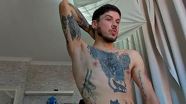 Chat XXX en directo de JonahShaw
