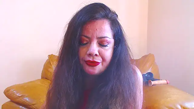 SexyNicolle4u: онлайн-секс-чат