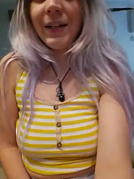 ScarletsWeb's Live XXX Chat