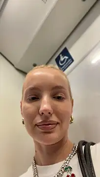 Chat XXX en directo de aestetick