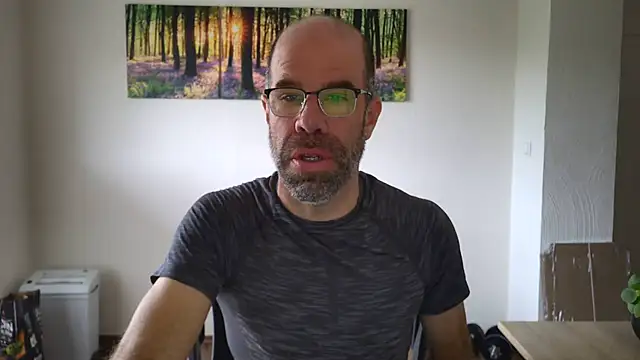 Živý XXX chat DaddyHarry_MatureStallion