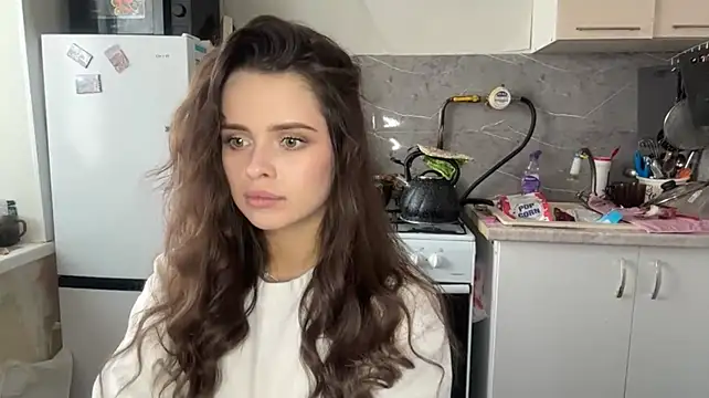 LanaSerbski XXX чат на живо