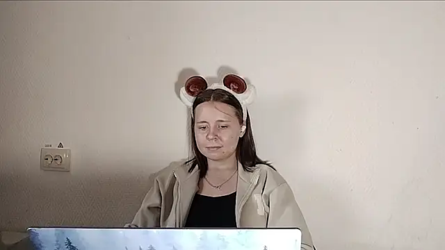 Show modela SusieDrentlaw na web-kameri