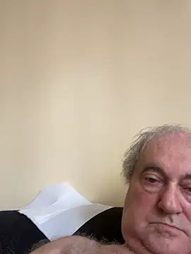 csikar Chat XXX live