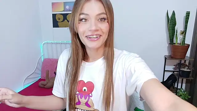 Emerald_Sparkles_ XXX чат на живо