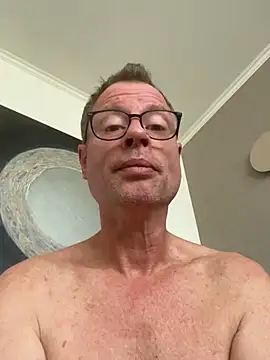Ronert1971n Live XXX chat