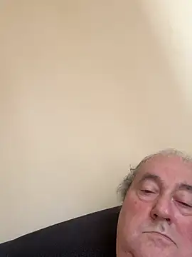 Онлайн чат XXX csikar