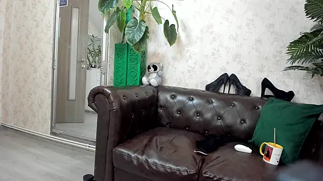 Онлайн чат XXX HotIris