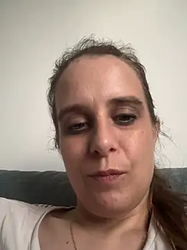 XXX chat uživo modela Chantalee