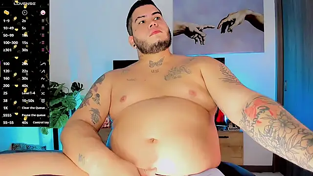 Chat +18 de Thomas_chubbyxhot ao vivo