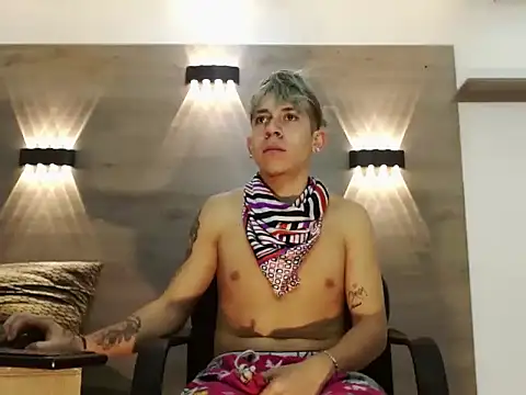 Gaeliitto 라이브 XXX 채팅