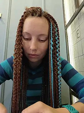 Frost_foxy Adlı Modelin Canlı XXX Sohbeti