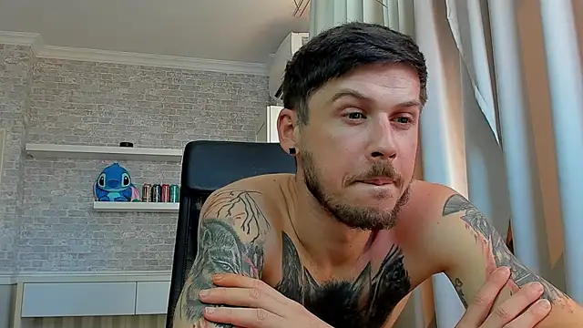 Živý XXX chat JonahShaw