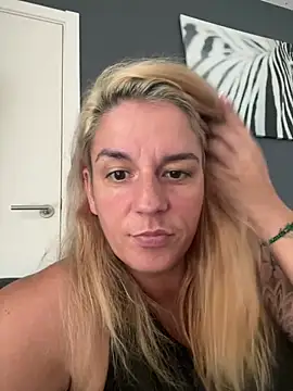 دردشة Fcupbabe الجنسية المباشرة