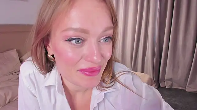 دردشة EvelynPoole الجنسية المباشرة