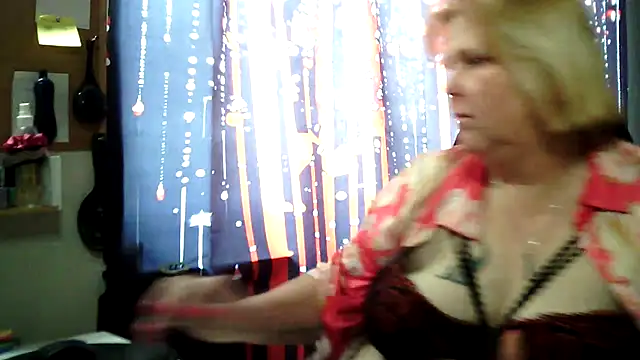 Czat XXX na żywo – Sylviastar46