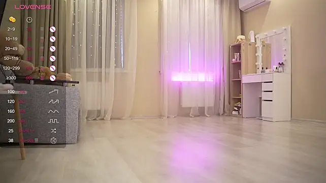 دردشة Bananalizzy الجنسية المباشرة