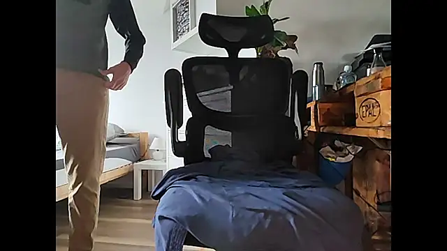 Tw1ky9o Adlı Modelin Canlı XXX Sohbeti