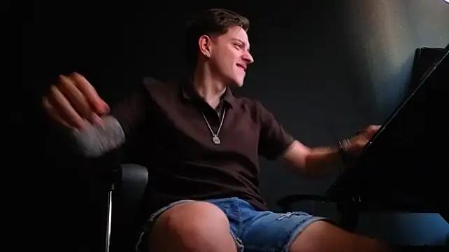 FelixStarkk Chat XXX live