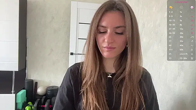 دردشة NoemiHimmeI الجنسية المباشرة