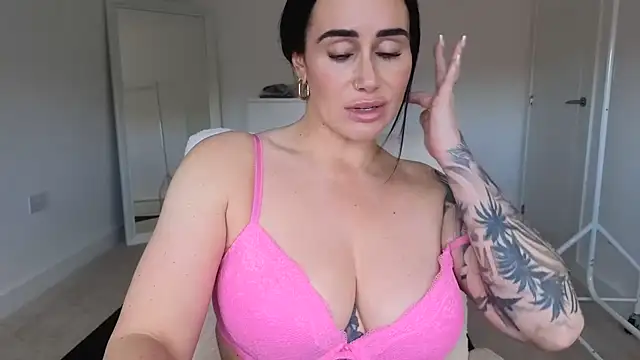 Chat +18 de LibbyLoveHeartx ao vivo
