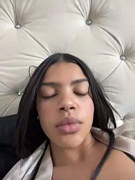 Czat XXX na żywo – Megan_Hillss_